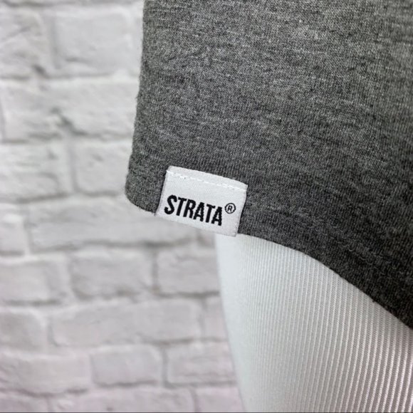 Strata Crop Tank Top Arrow Graphic Print Small - Picture 4 of 6